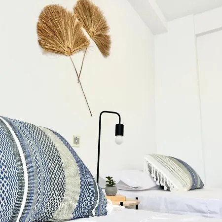 Apartman Cozy And Quiet, Pax7 Boliches, 3d, 2b, Pool And Close To The