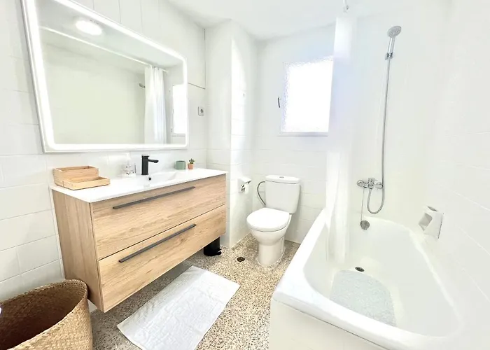 Cozy And Quiet, Pax7 Boliches, 3d, 2b, Pool And Close To The Appartement